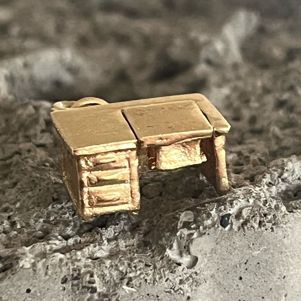 14k Gold Articulating Desk with Typewriter Charm